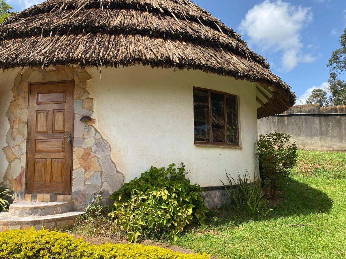 Banda Lodge Masaka Luaran gambar
