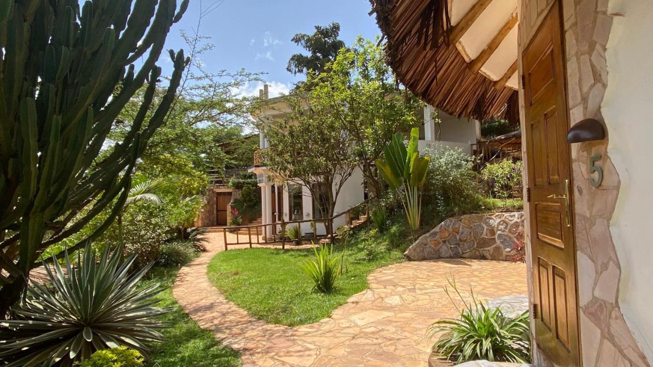 Banda Lodge Masaka Luaran gambar
