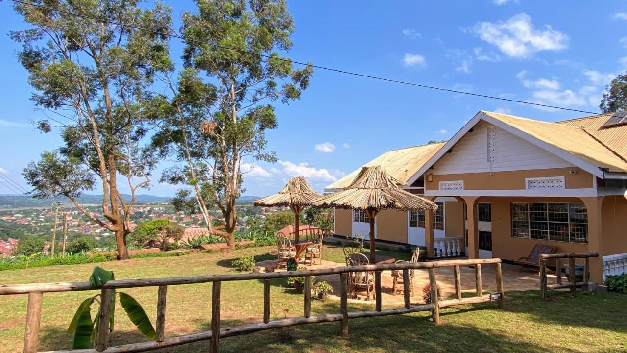 Banda Lodge Masaka Luaran gambar