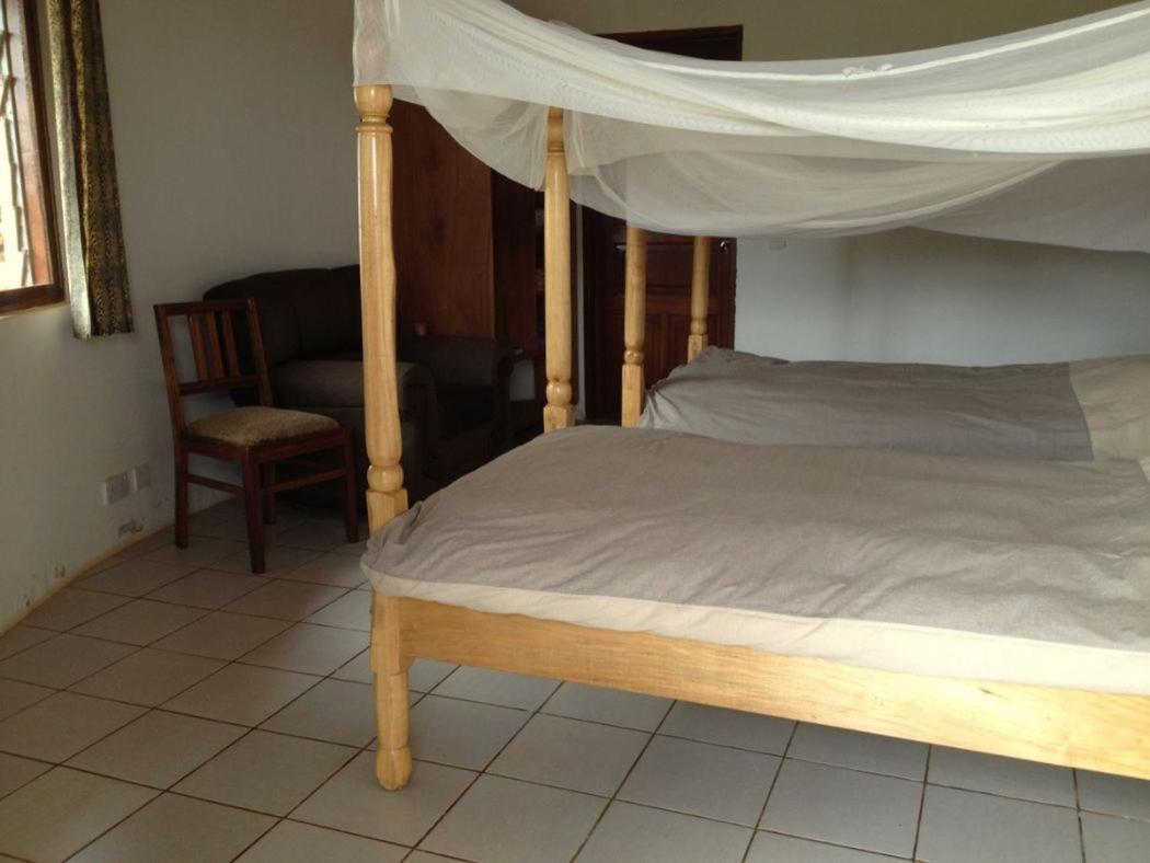 Banda Lodge Masaka Luaran gambar