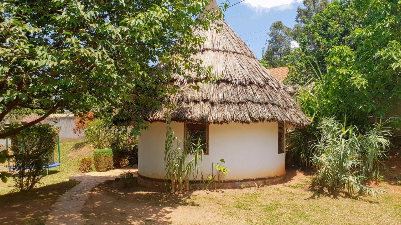 Banda Lodge Masaka Luaran gambar
