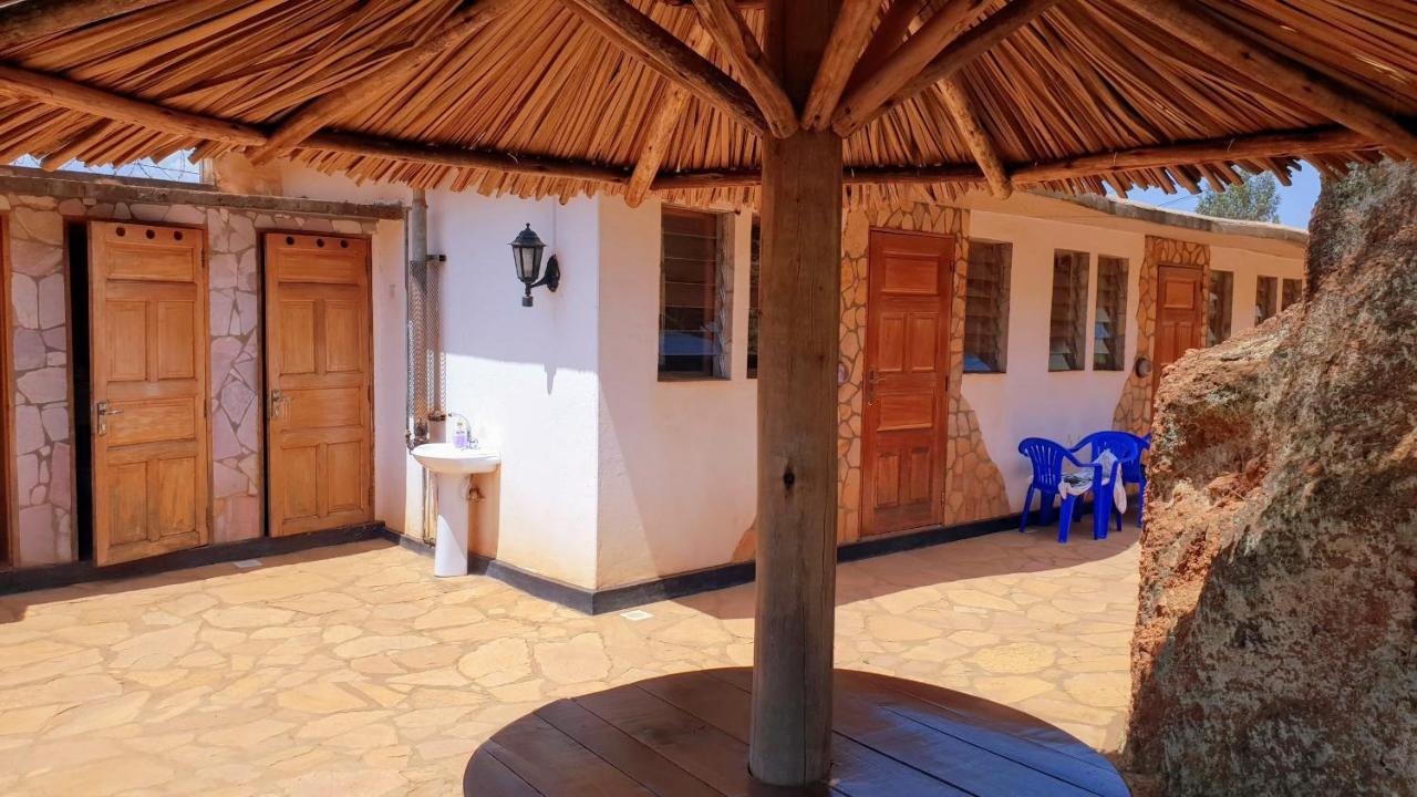 Banda Lodge Masaka Luaran gambar
