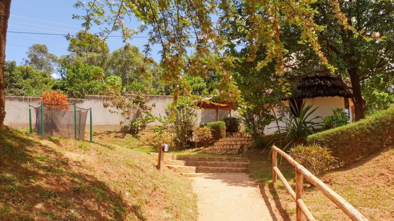 Banda Lodge Masaka Luaran gambar